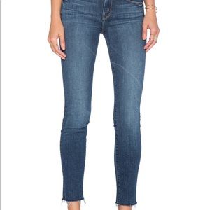 ✨Mother Denim Looker Ankle Fray Girl Crush✨